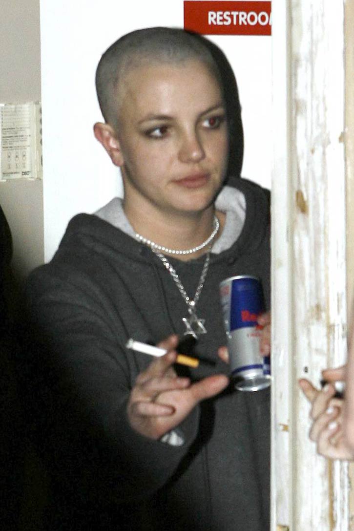 spear Britney head tattoo shaved